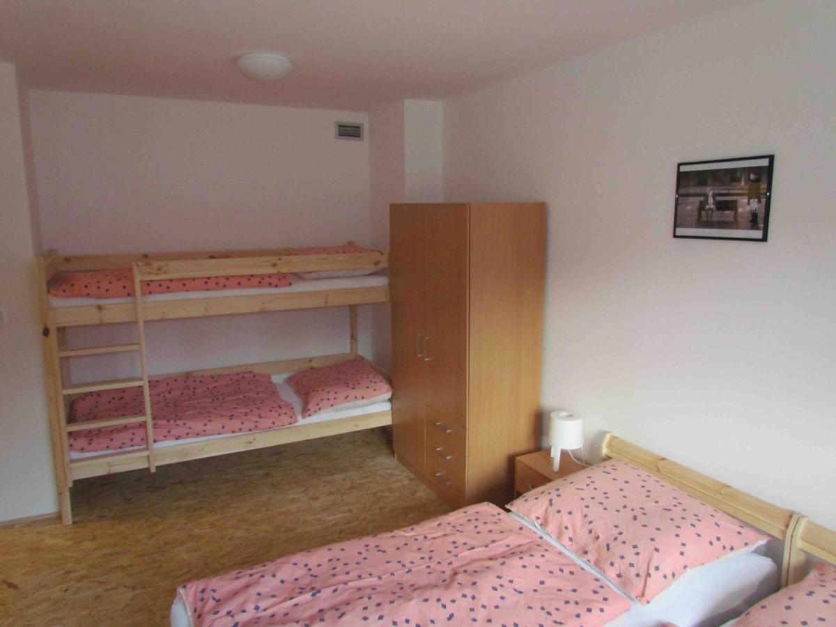 Dopravna Alzbetin Aparthotel Zelezna Ruda Exterior photo